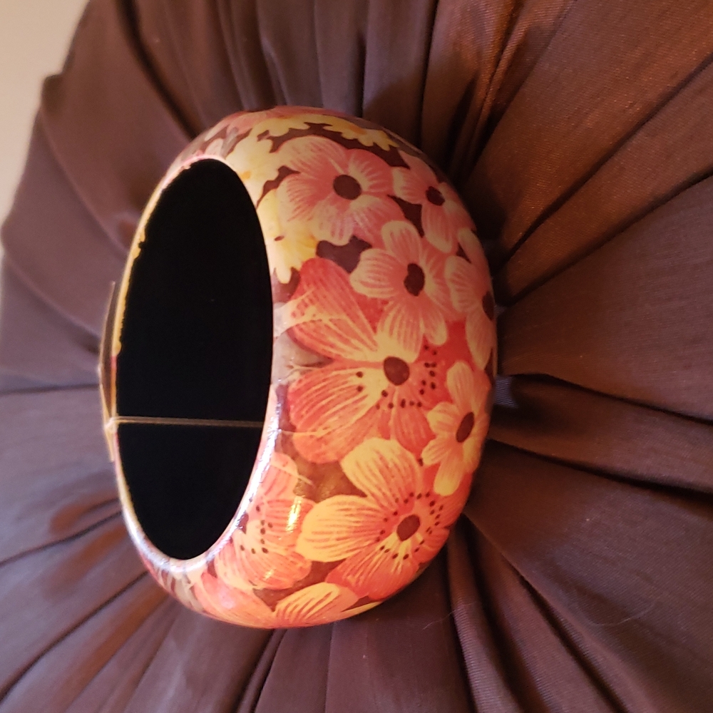 Laila Rowe wooden bracelet